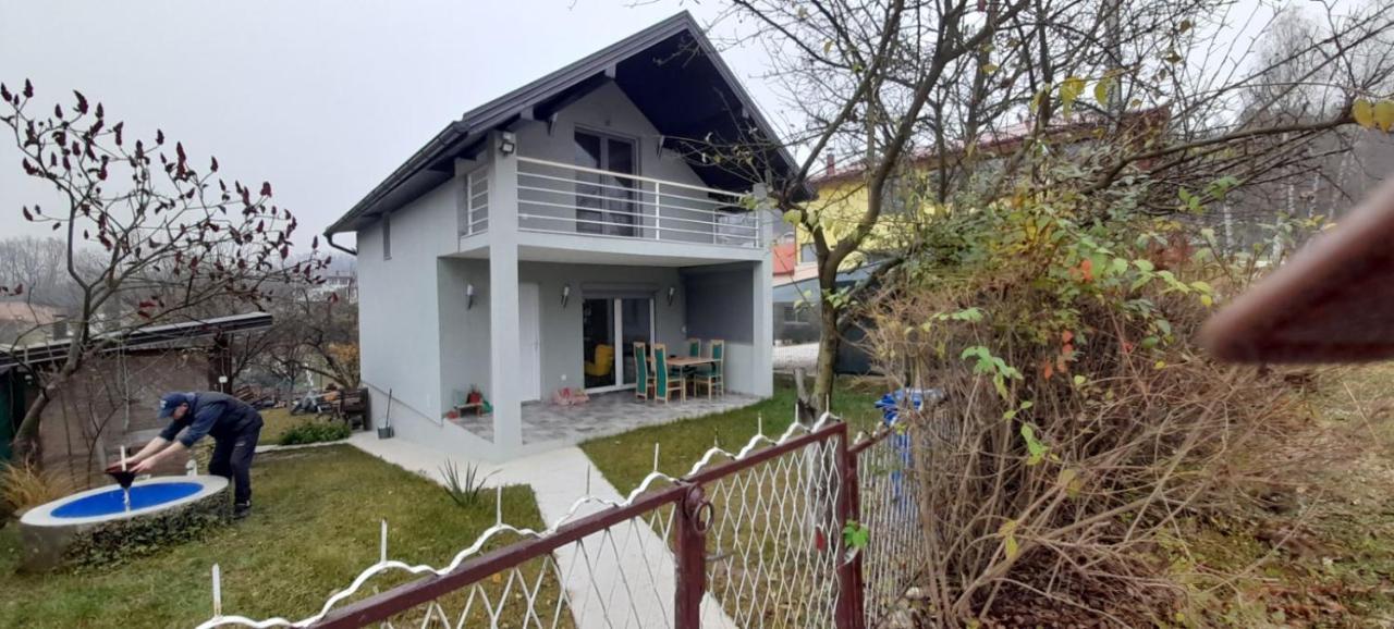 Ravne Weekend House Villa Visoko Exterior photo